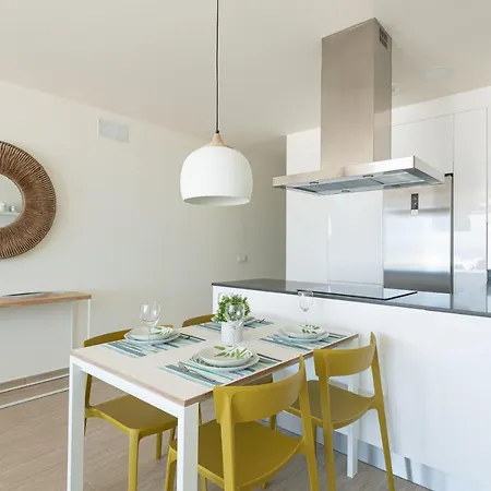 Elegant Living With Great Views Of Canteras Appartement
